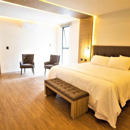 מרידה Hotel Plaza By Kavia מראה חיצוני תמונה
